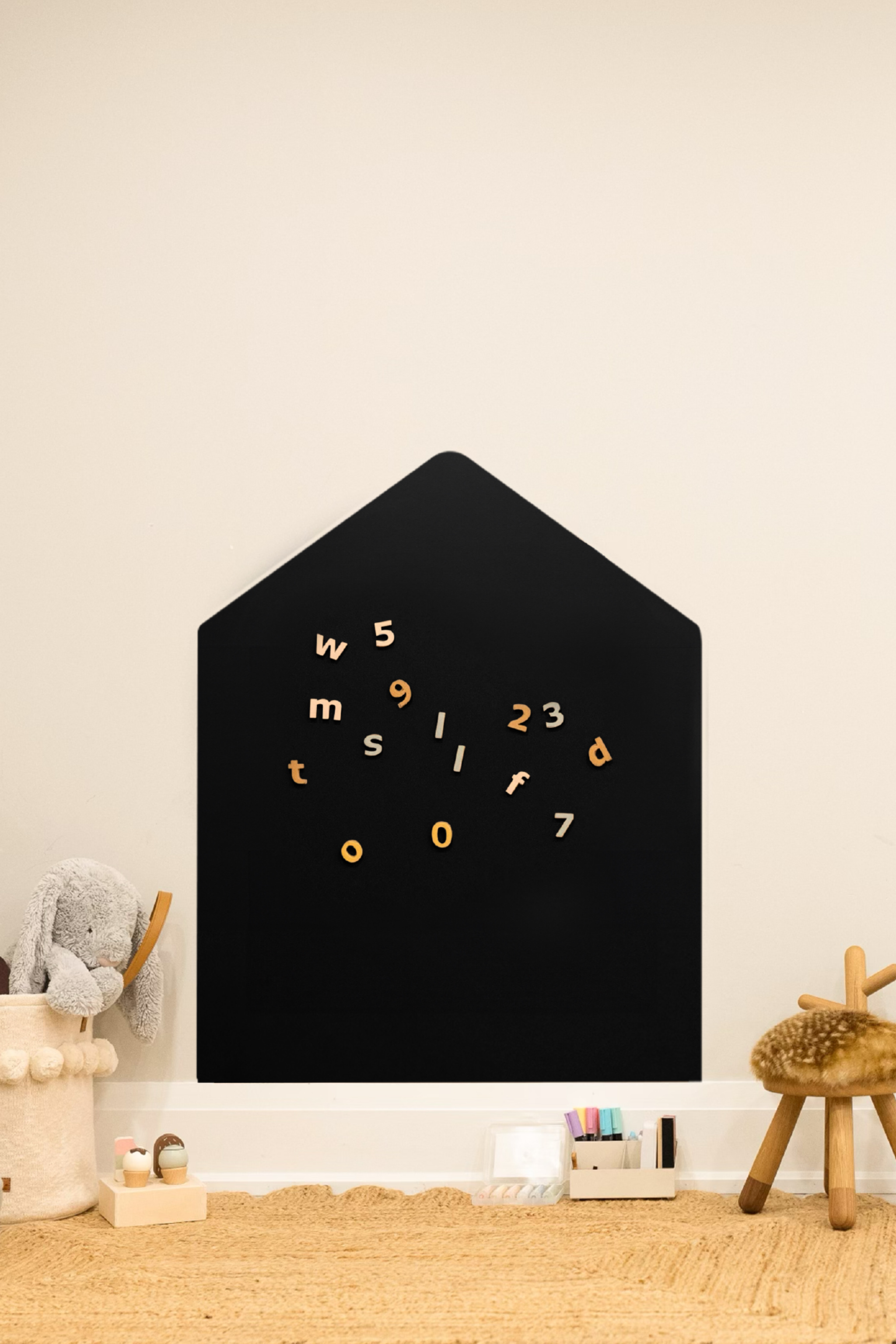 Magic Wall - House (Black)