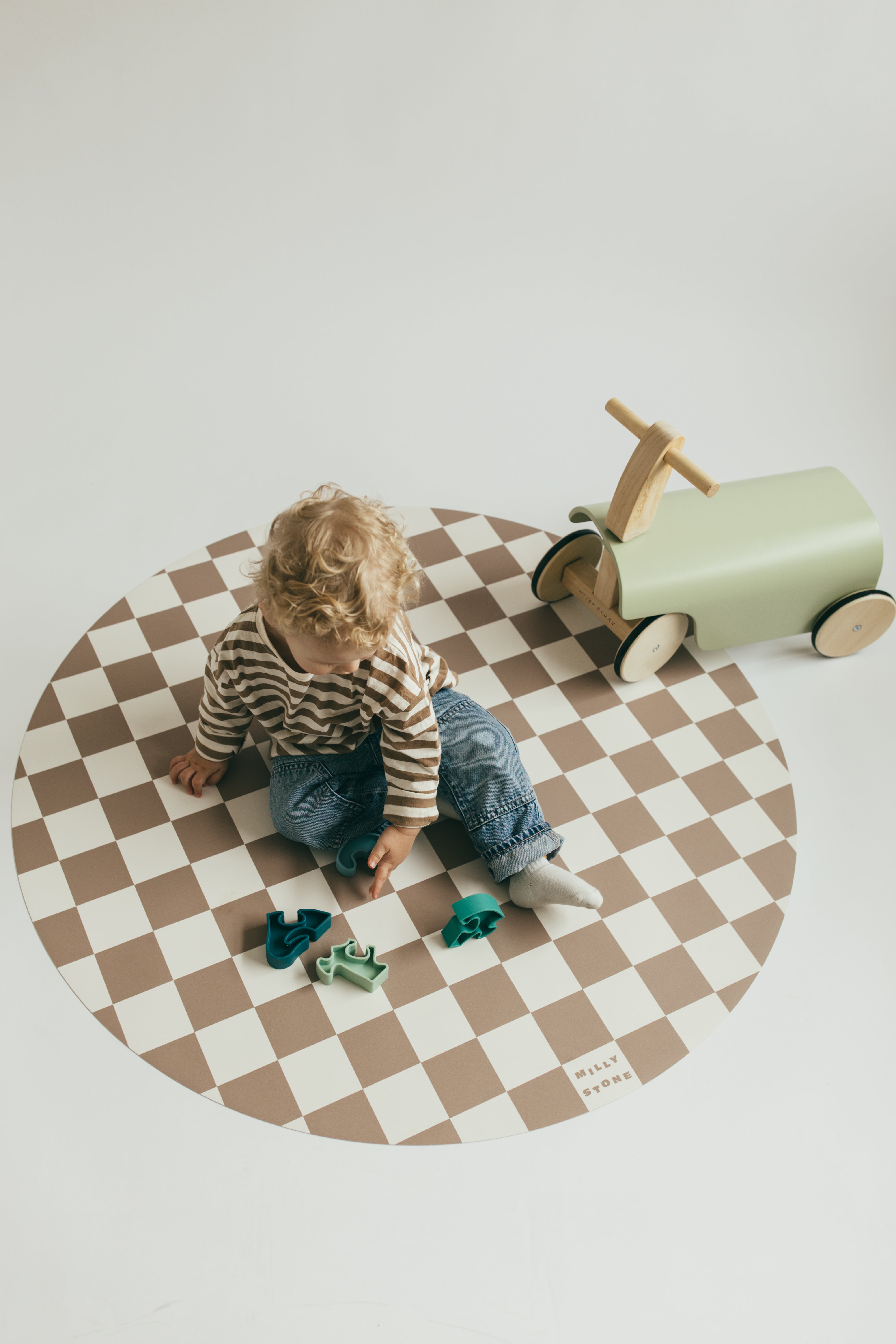 Catch All Mat for Mealtime & Playtime Mess - Toffee Checkerboard