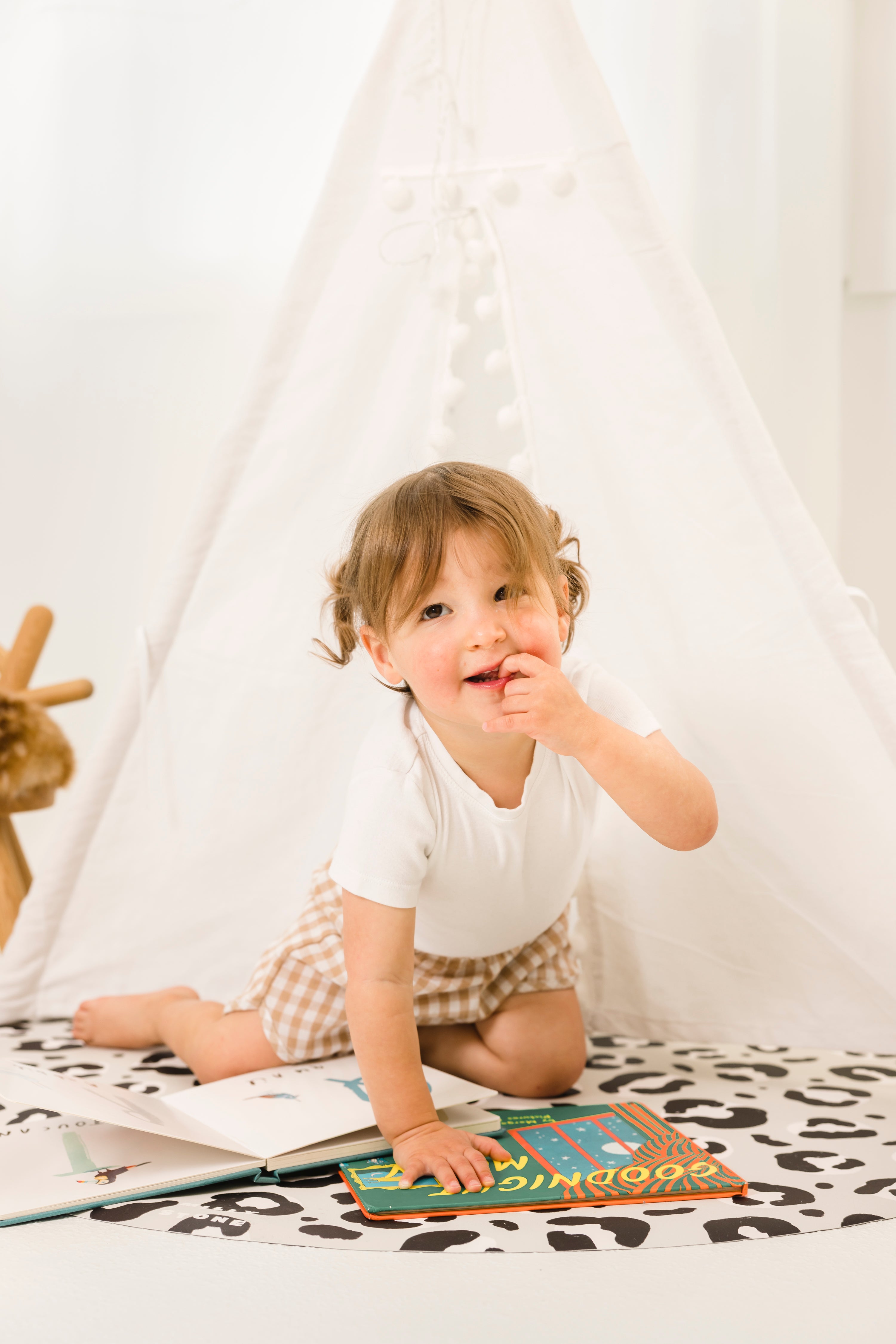 Catch All Mat for Mealtime & Playtime Mess - Leopard