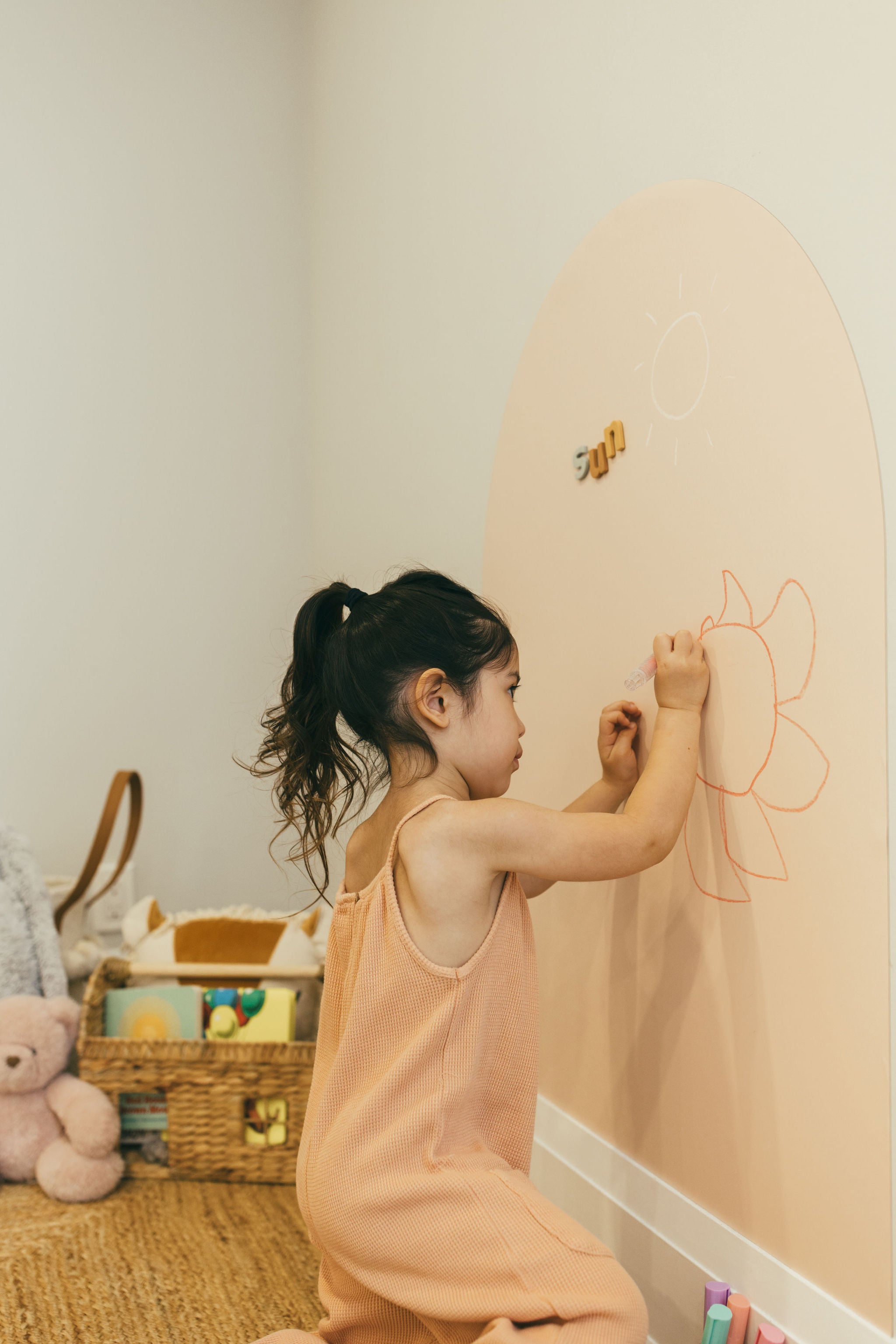 Magic Wall - Arch (Pale Pink)