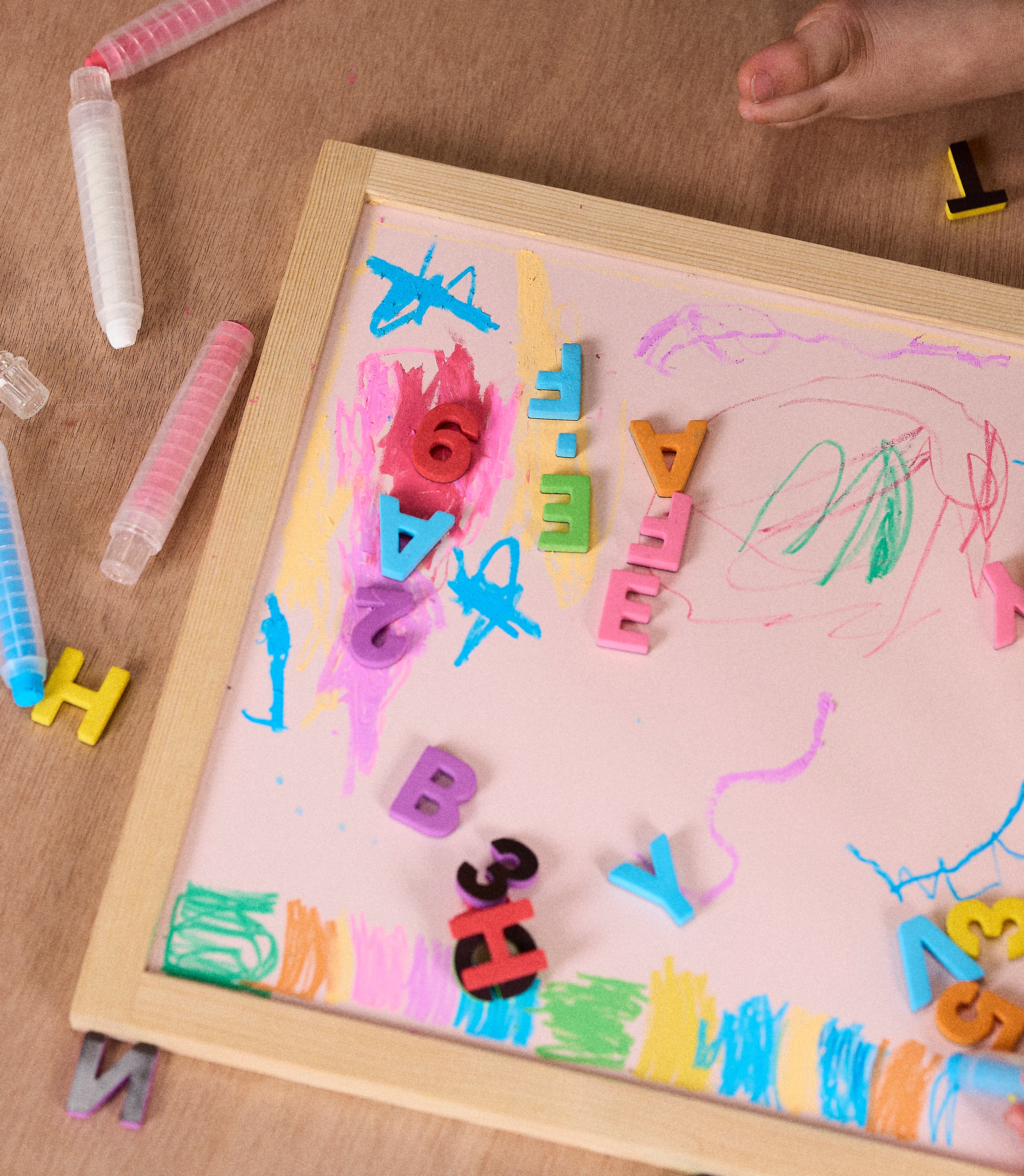 6-Piece Twist-up Chalk Set - Multi Coloured